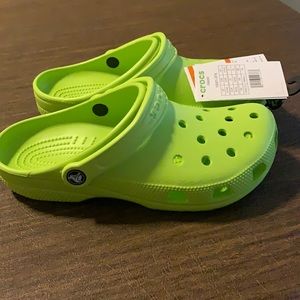 NWT Classic Lime Crocs!